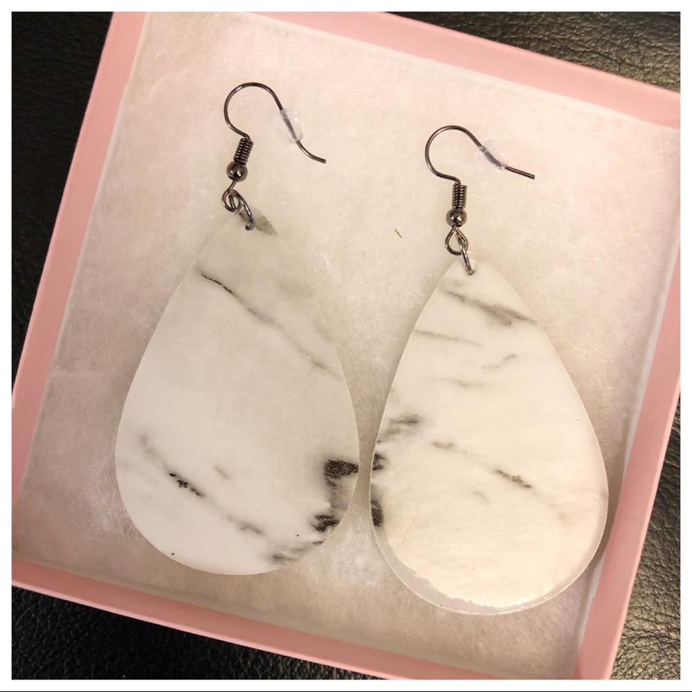 NEW LIGHTWEIGHT FAUX SLATE TEARDROP EARRINGS - Picture 2 of 7